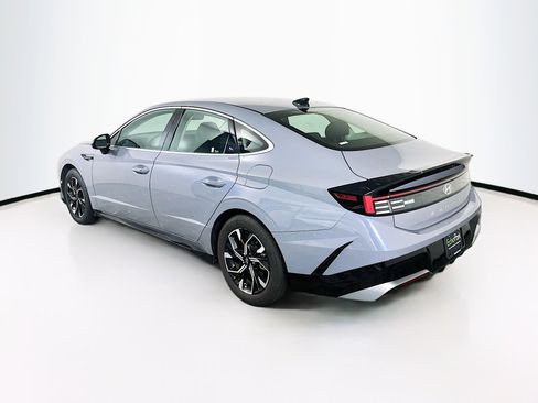 Used 2025 Hyundai Sonata SEL FWD image 5
