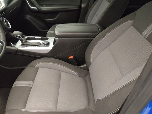 Used 2024 Chevrolet Blazer LT FWD image 17