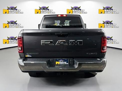 Used 2025 RAM 2500 Big Horn AWD/4WD image 6