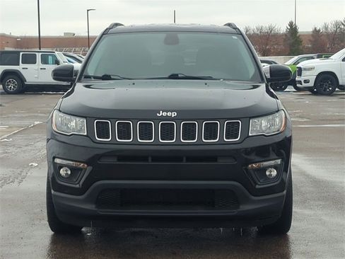 Used 2018 Jeep Compass Latitude image 8