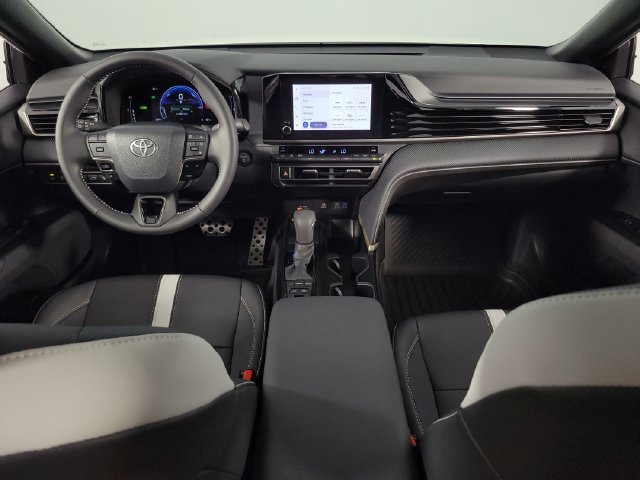 Used 2026 Toyota Camry SE w/ Convenience Package FWD image 25