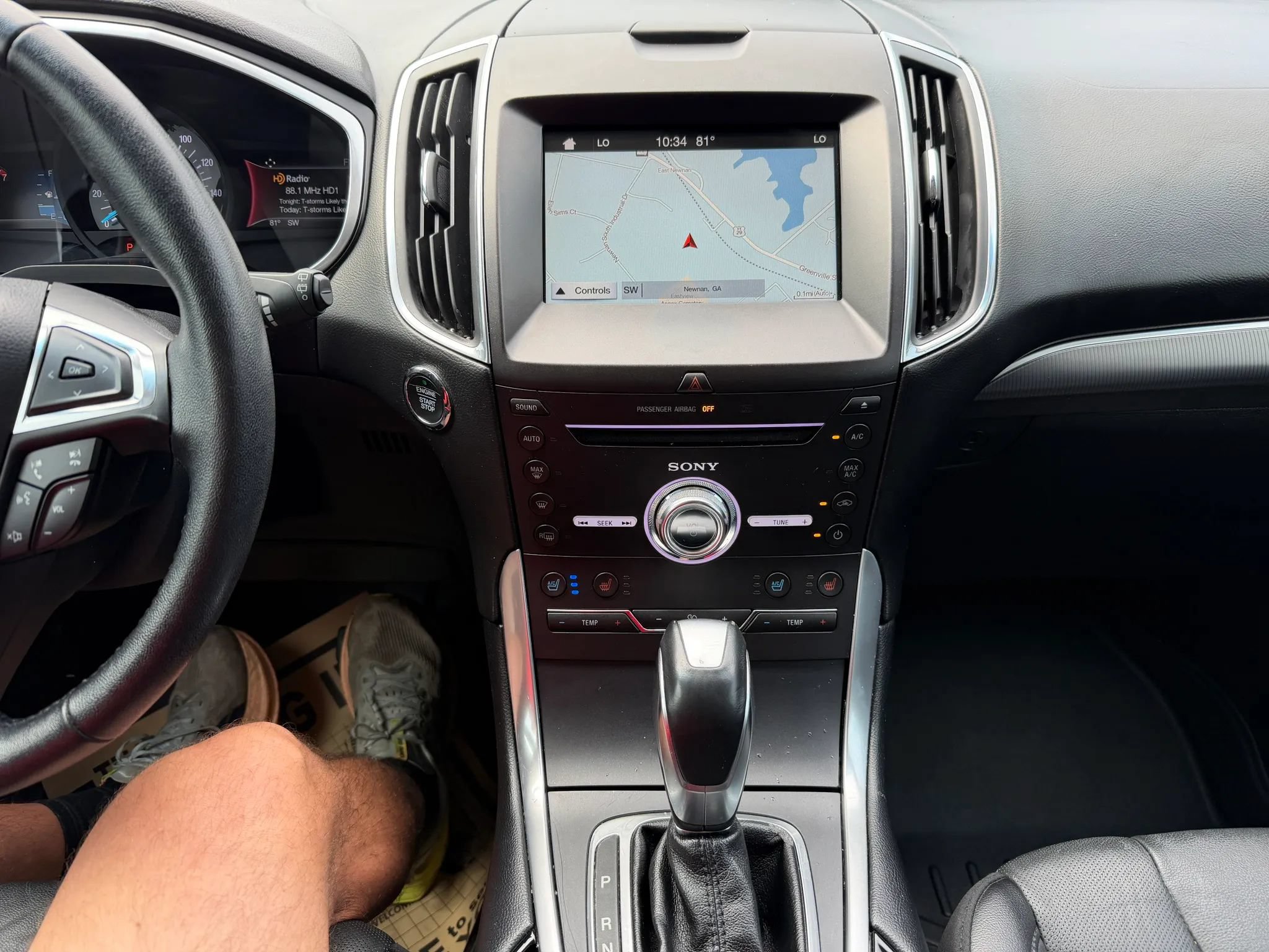 Used 2018 Ford Edge Titanium w/ Equipment Group 301A FWD image 13