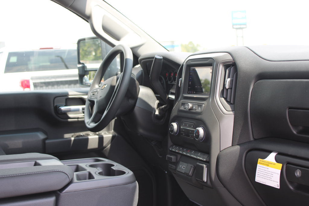 New 2026 Chevrolet Silverado 2500 Custom w/ Custom Value Package AWD/4WD image 31