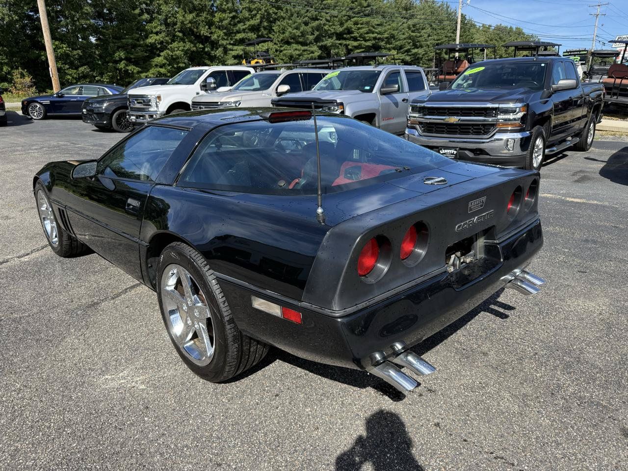 Used 1988 Chevrolet Corvette Coupe RWD image 6