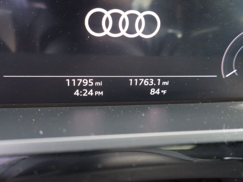 Used 2020 Audi e-tron Premium Plus AWD/4WD image 14