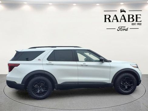 Used 2024 Ford Explorer Timberline w/ Timberline Technology Package AWD/4WD image 8
