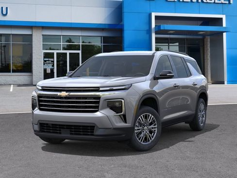 New 2026 Chevrolet Traverse LT image 6