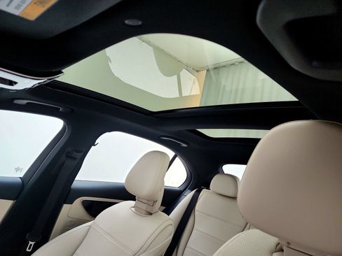 Certified 2025 Mercedes-Benz C 300 Sedan image 17