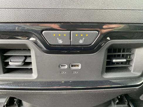 Used 2024 Chevrolet Silverado 1500 ZR2 w/ Technology Package AWD/4WD image 34
