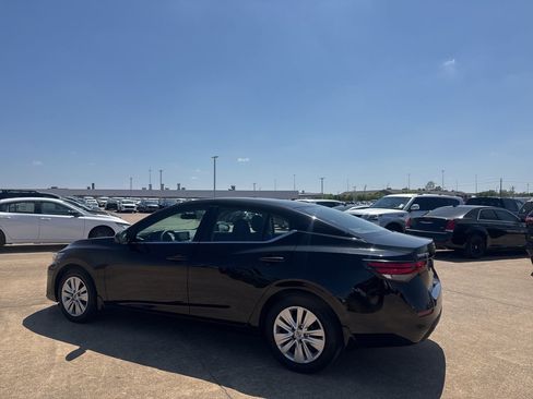 Certified 2024 Nissan Sentra S image 13