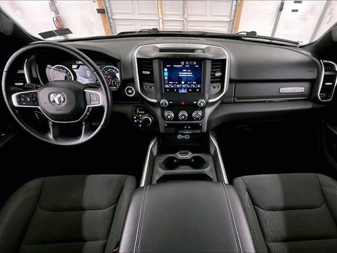 Used 2022 RAM 1500 Big Horn AWD/4WD image 14