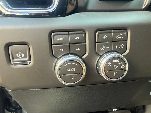 New 2026 GMC Sierra 2500 Denali w/ Denali Reserve Package AWD/4WD image 15