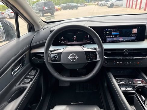 Used 2025 Nissan Murano SL AWD/4WD image 29