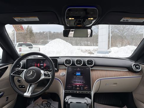 Used 2022 Mercedes-Benz C 300 4MATIC Sedan w/ Pinnacle Trim Package image 12