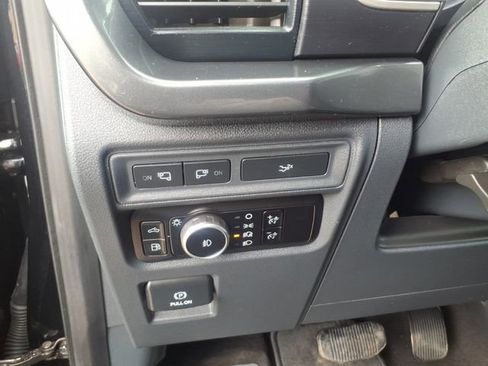 Certified 2023 Ford F150 XLT w/ Equipment Group 302A High image 17