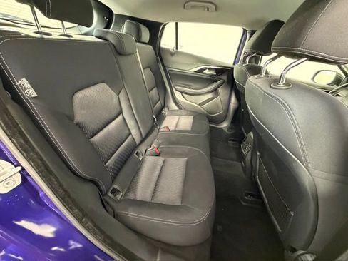 Used 2017 INFINITI QX30 FWD image 37