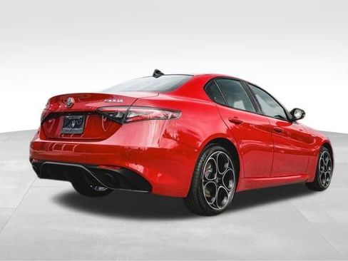 New 2025 Alfa Romeo Giulia AWD image 10