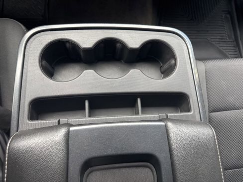 Used 2015 Chevrolet Silverado 1500 LT image 25