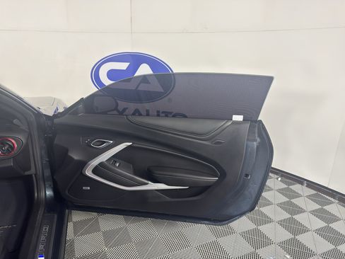 Used 2021 Chevrolet Camaro SS RWD image 32