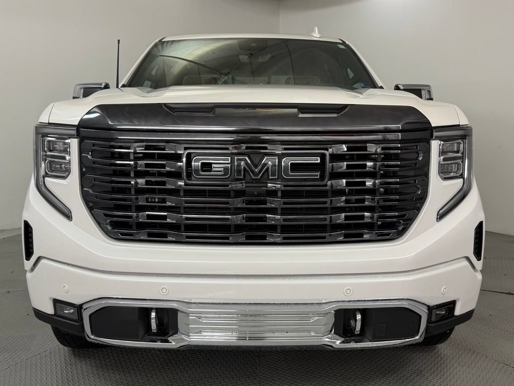 Used 2024 GMC Sierra 1500 Denali Ultimate AWD/4WD image 2