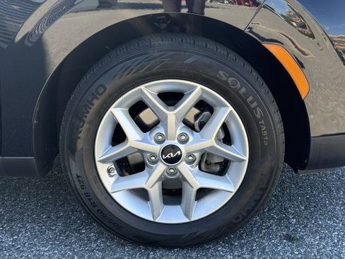 Used 2022 Kia Soul S image 25