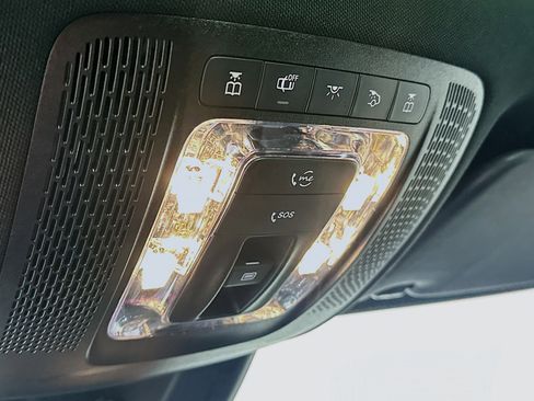 Used 2023 Mercedes-Benz GLA 250 4MATIC w/ Premium Package image 26