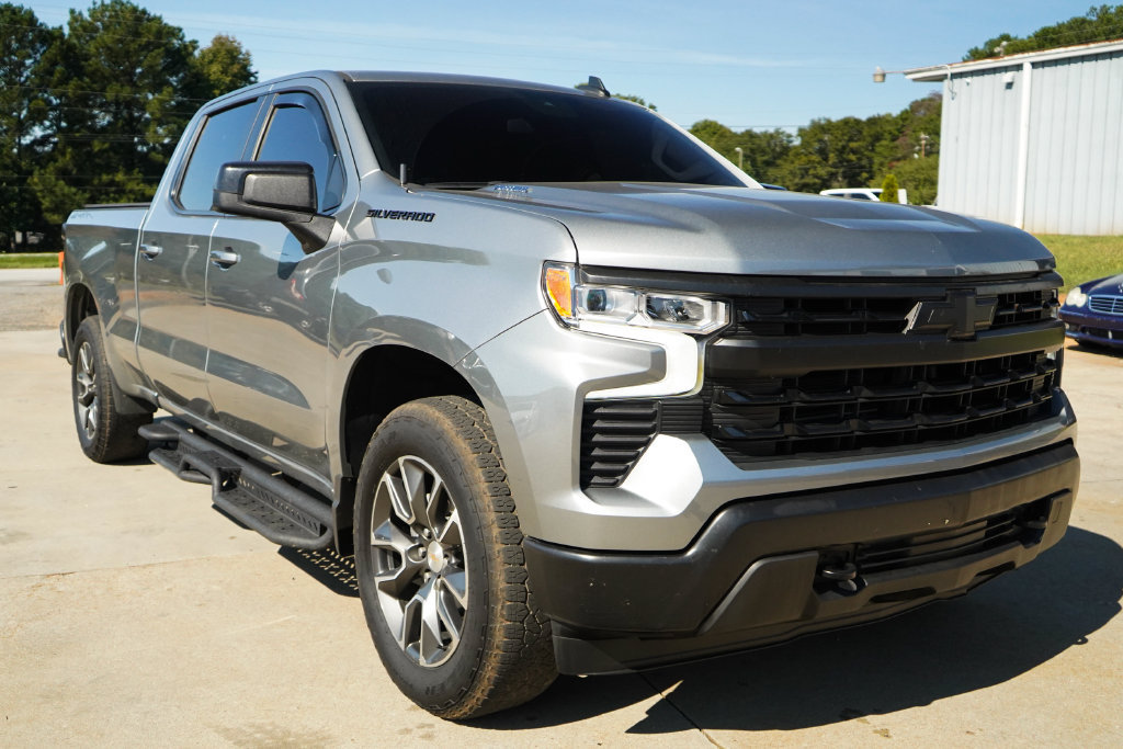 Used 2025 Chevrolet Silverado 1500 LT AWD/4WD image 36