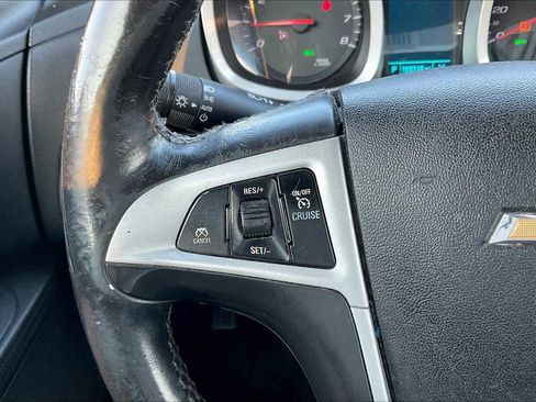 Used 2017 Chevrolet Equinox LT w/ Convenience Package image 23