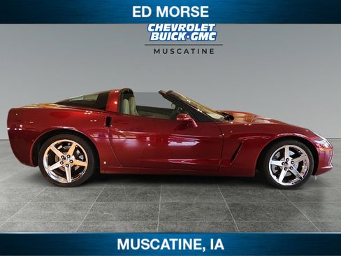 Used 2007 Chevrolet Corvette Coupe w/ Preferred Equipment Group RWD image 6