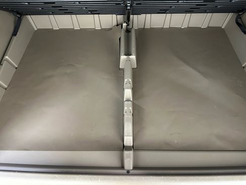 Used 2016 Chevrolet Suburban LTZ image 40