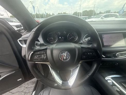 Used 2023 Buick Enclave Essence image 24