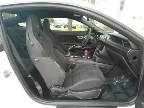 Used 2017 Ford Mustang Shelby GT350 w/ Electronics Package image 23