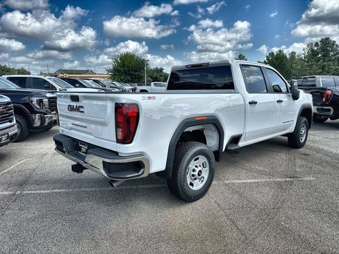 New 2026 GMC Sierra 2500 Pro w/ 1SA Pro Safety Plus Package AWD/4WD image 11