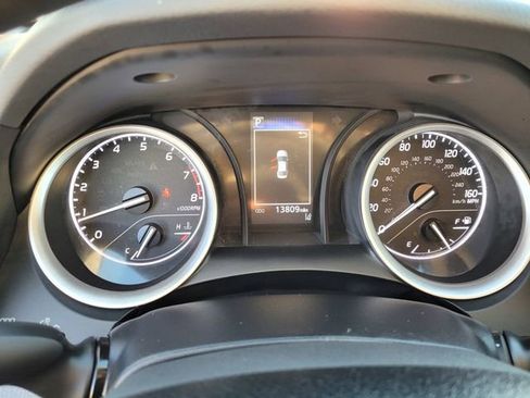 Used 2021 Toyota Camry LE image 21