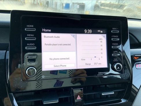 Used 2024 Toyota Camry LE w/ Convenience Package image 31