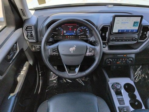 Used 2021 Ford Bronco Sport Outer Banks AWD/4WD image 16