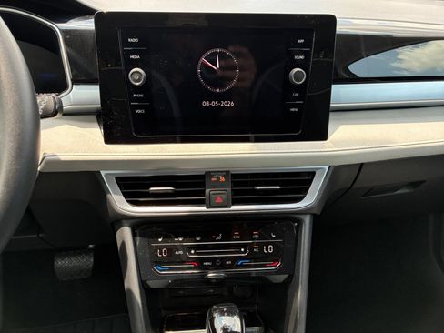 Used 2026 Volkswagen Taos SE FWD image 14
