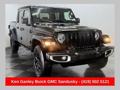 Used 2023 Jeep Gladiator Sport