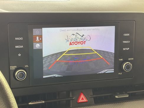 Used 2025 Kia Sportage LX FWD image 15