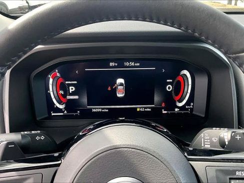 Certified 2024 Nissan Rogue Platinum FWD image 26