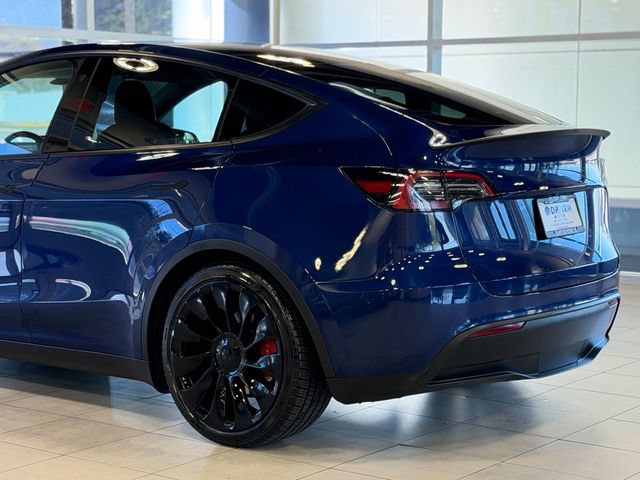 Used 2022 Tesla Model Y Performance AWD/4WD image 13