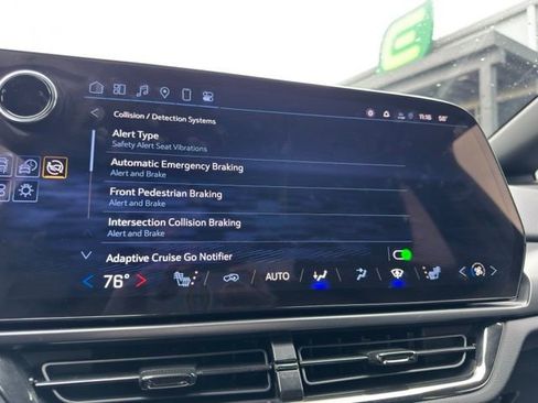 Used 2024 Chevrolet Equinox EV RS image 28