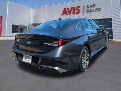 Used 2025 Hyundai Sonata SEL FWD image 6