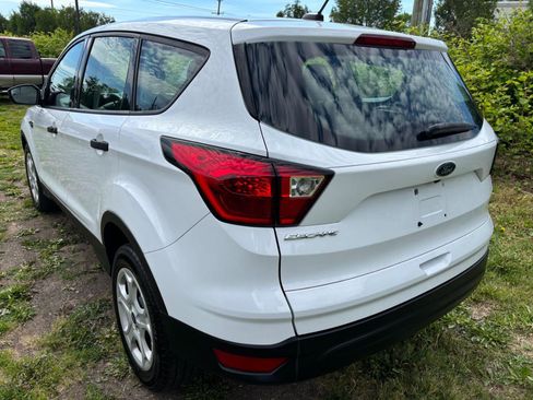 Used 2019 Ford Escape S FWD image 7