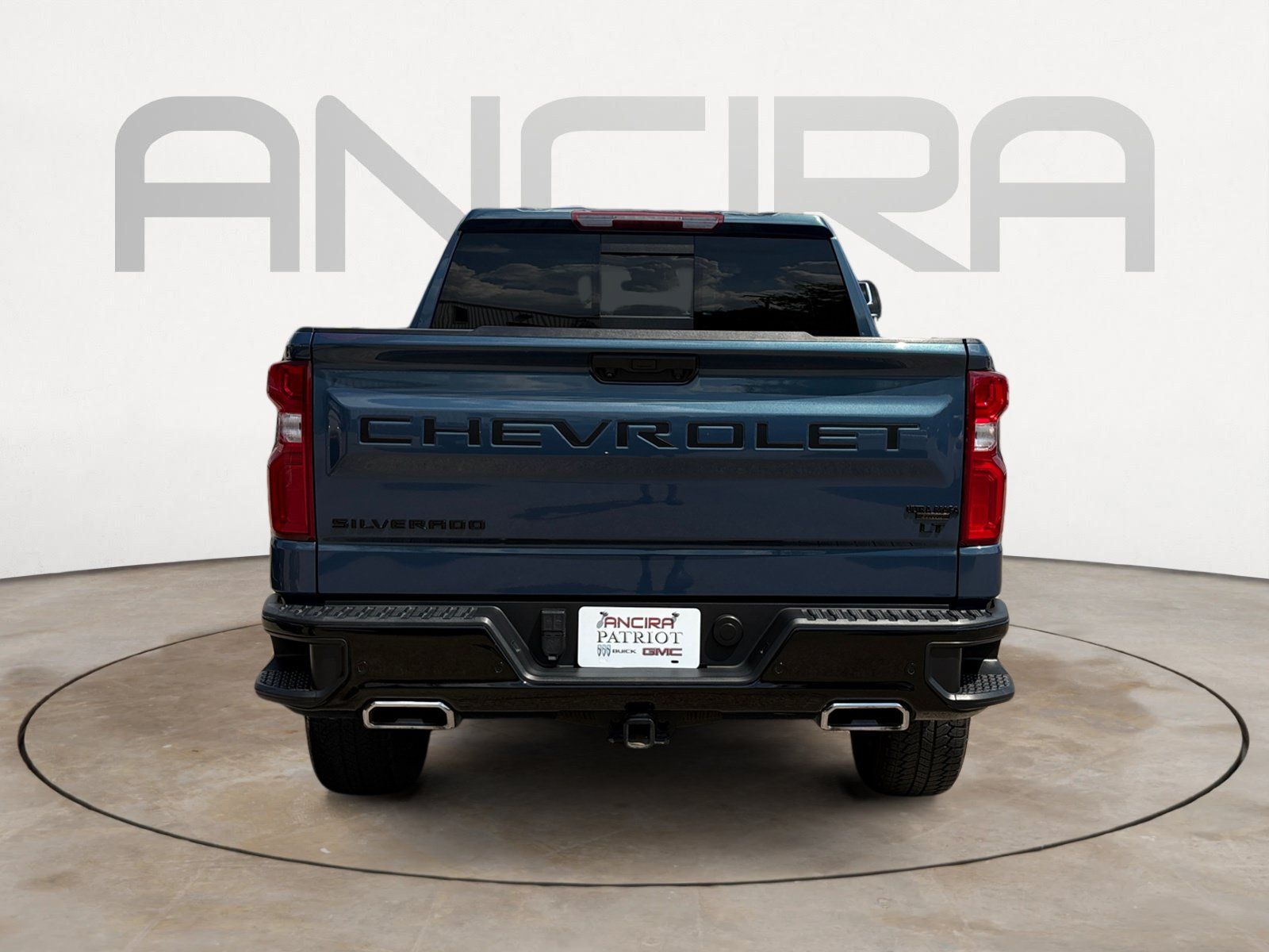 Used 2024 Chevrolet Silverado 1500 LT Trail Boss w/ LT Trail Boss Premium Package AWD/4WD image 9