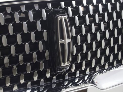 Used 2023 Lincoln Navigator Black Label image 19