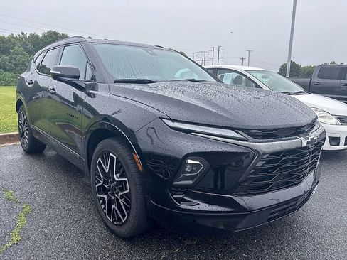 Used 2023 Chevrolet Blazer RS w/ Driver Confidence II Package AWD/4WD image 1