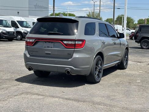 Used 2022 Dodge Durango R/T w/ Hemi Orange Plus Package AWD/4WD image 4