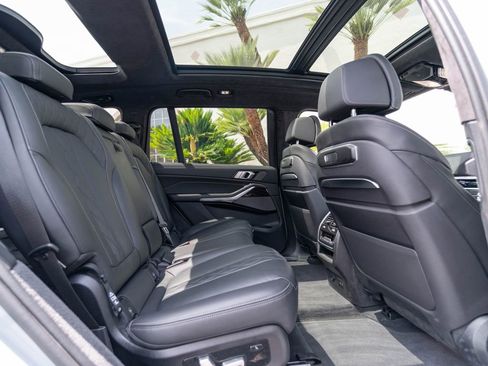Used 2025 BMW X7 M60i w/ Executive Package AWD/4WD image 31