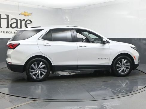 Used 2024 Chevrolet Equinox Premier FWD image 36